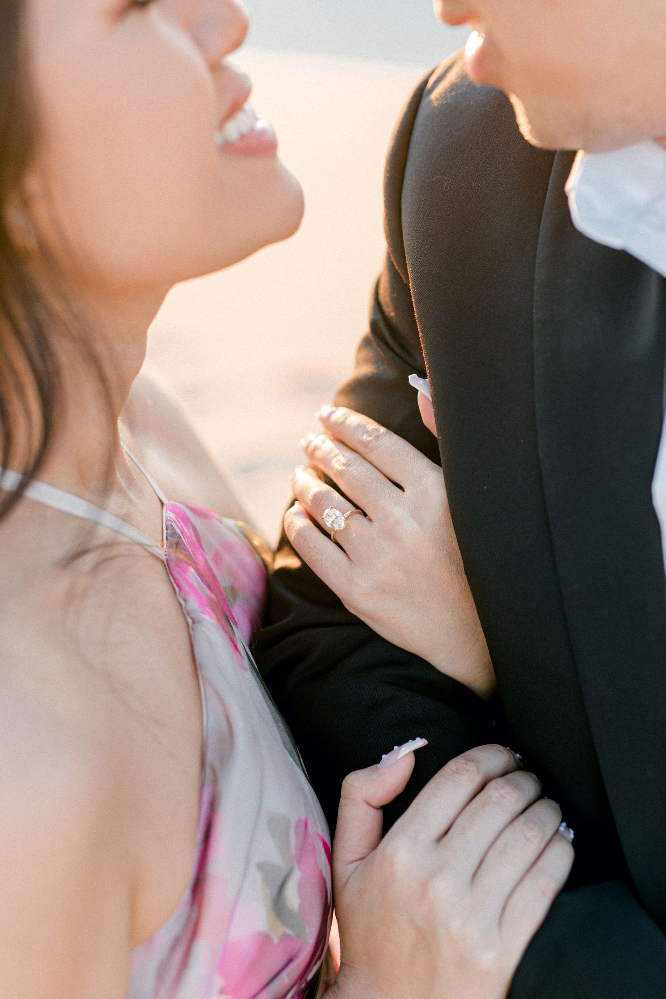 Close embrace on the dunes